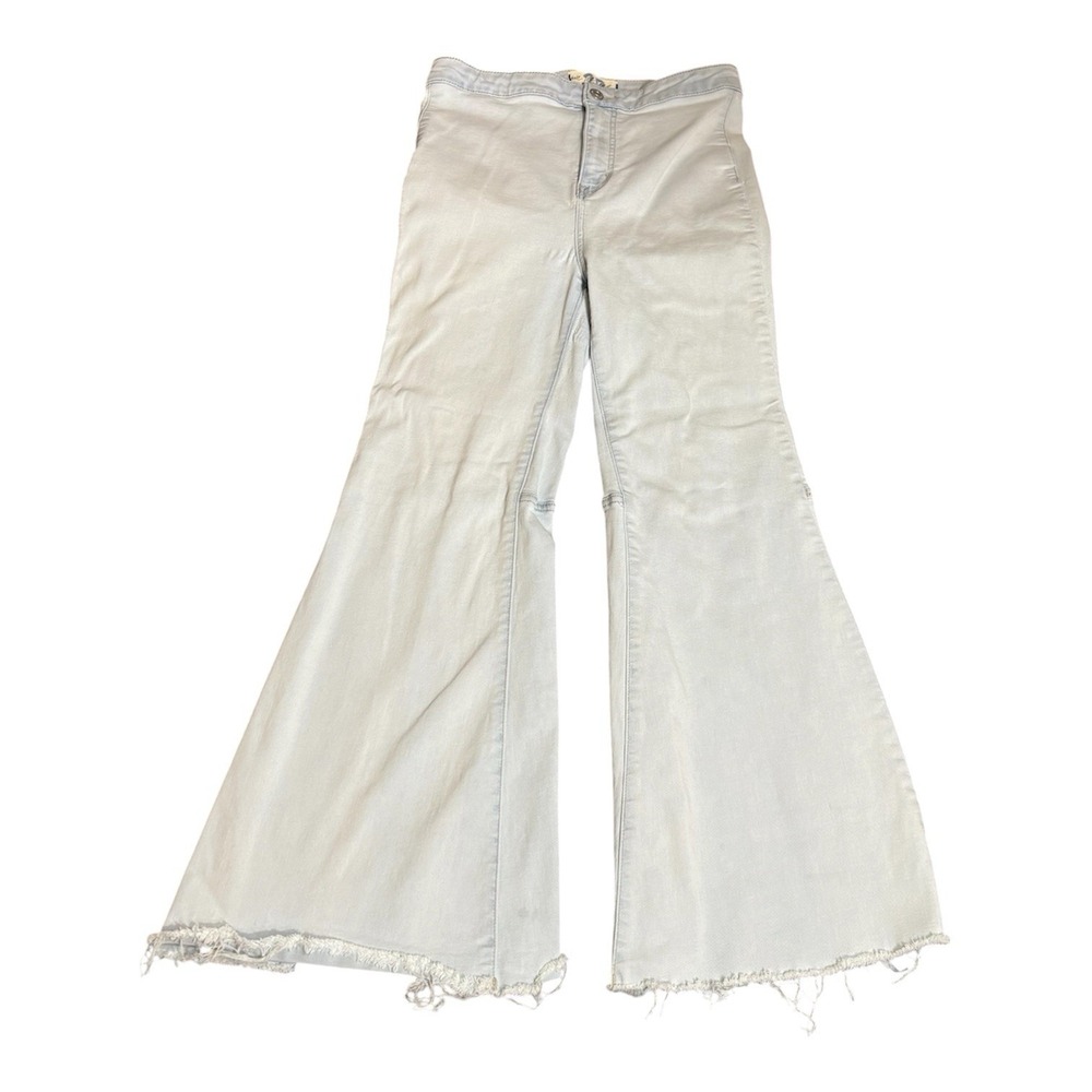 Free People We The Free Women's Jayde Flare Jeans Light Wash Size 29x26 Stretch
